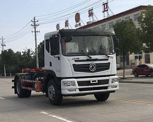 多利卡D9車(chē)廂可卸式垃圾車(chē)