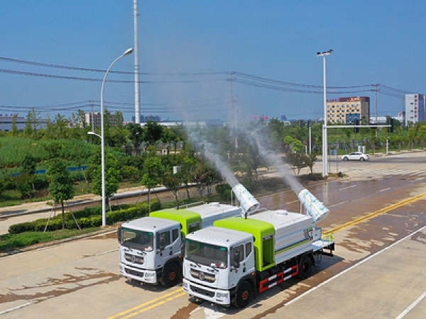 國(guó)六東風(fēng)D9 12噸方罐抑塵車