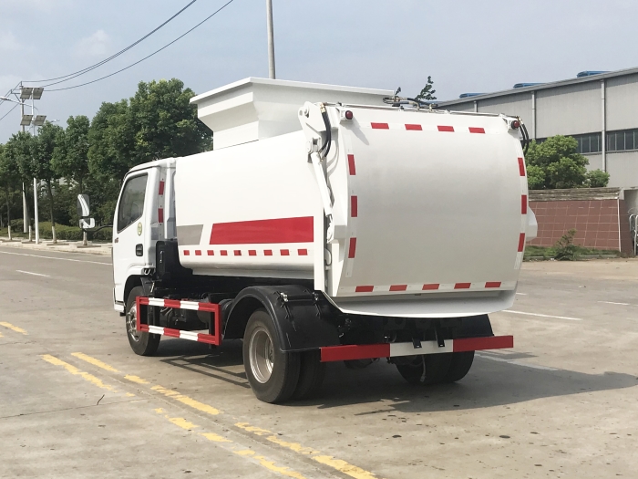 東風(fēng)多利卡餐廚垃圾車(chē)